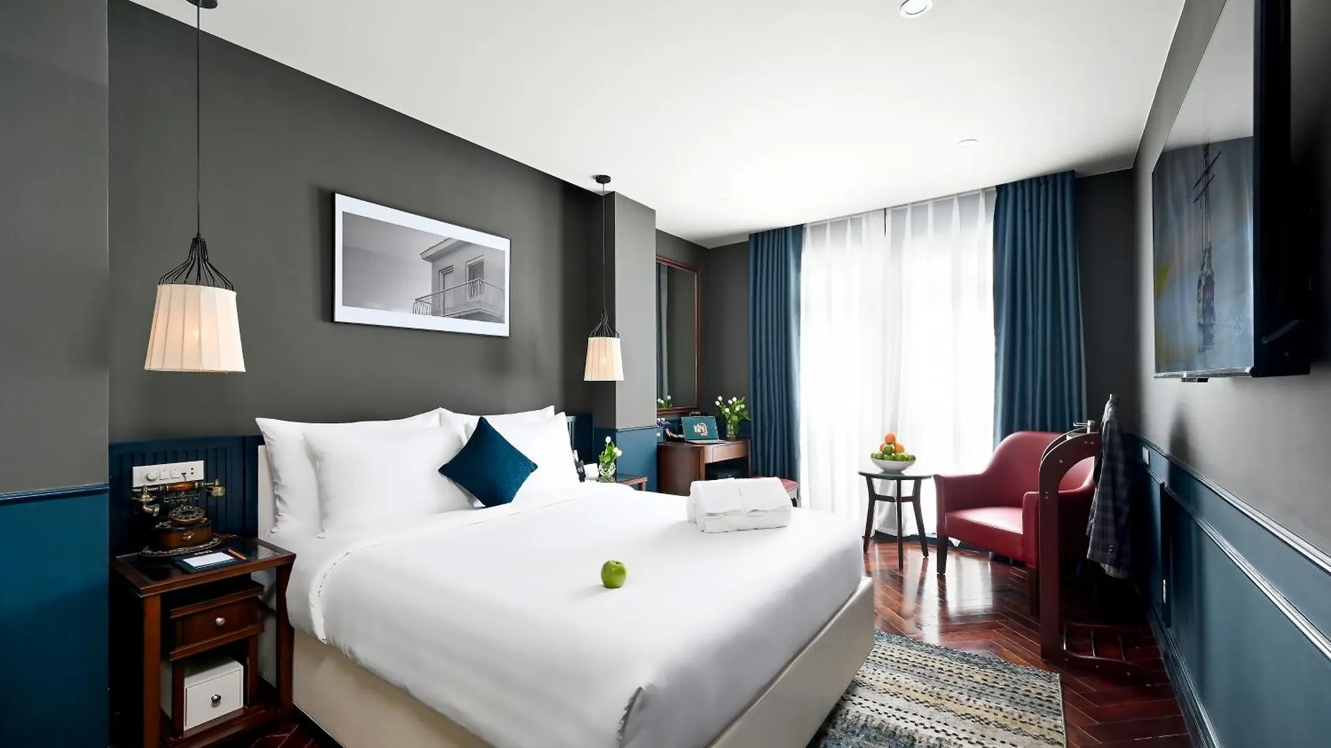 ****  Kin Hotel Dong Du Ho Chi Minh City Vietnam