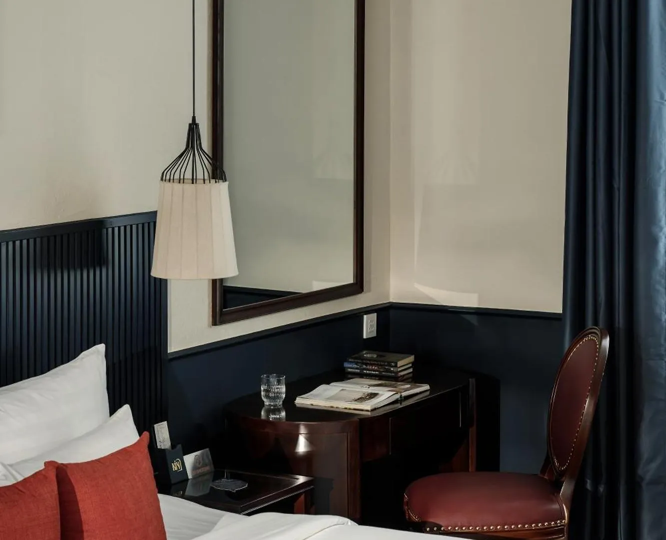 Kin Hotel Dong Du Ho Chi Minh City